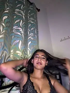 STRIP GLOW online show from 03.12.26