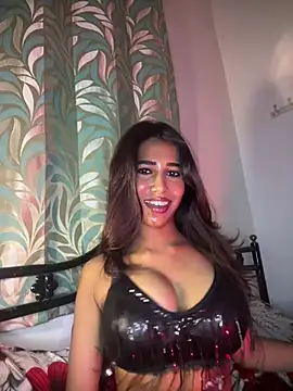 STRIP GLOW online show from 04.02.26