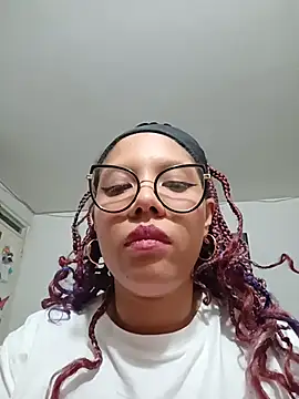 gigi1326 online show from 11.25.25