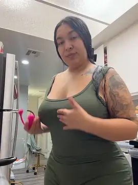 latina curvy22 online show from 02.27.26