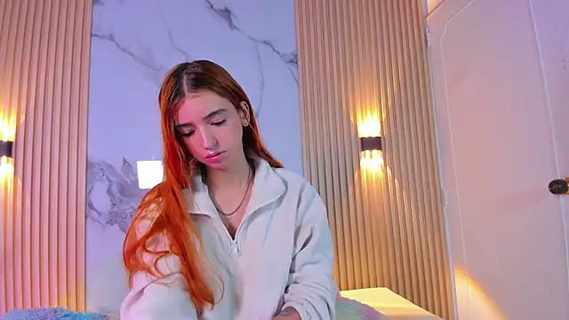 Snapshot of Alana_333 chatting on 11.19.25 Alana 333 online show from 11.19.25