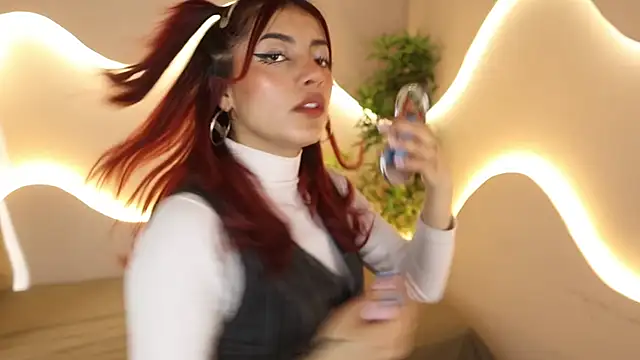 Snapshot of Mystic_blue chatting on 10.22.25 Mystic blue online show from 10.22.25