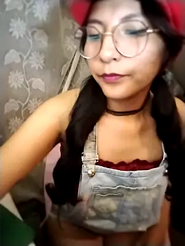 Regina Shine online show from 10.31.25