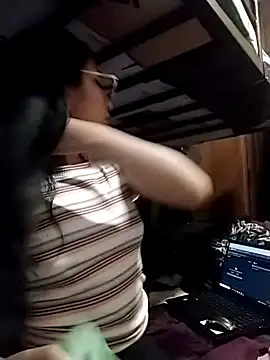 Regina Shine online show from 04.16.26