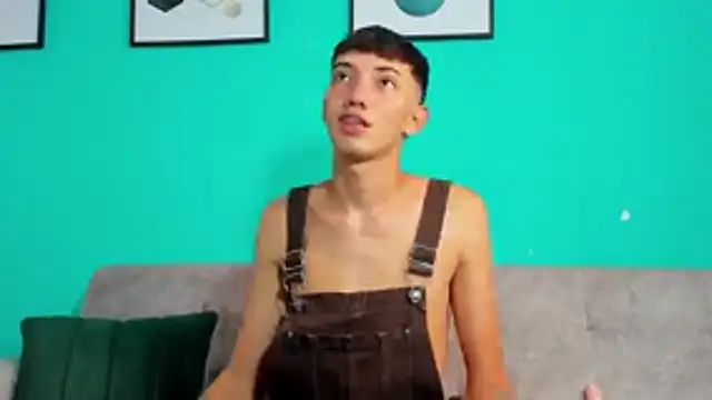 Snapshot of Maikol_Ortiz chatting on 02.07.26 Maikol Ortiz online show from 02.07.26