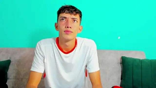 Snapshot of Maikol_Ortiz chatting on 02.21.26 Maikol Ortiz online show from 02.21.26