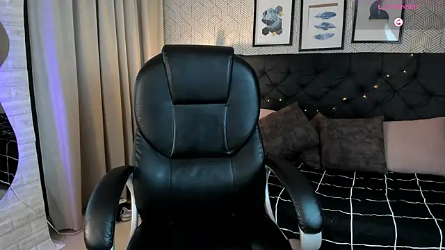 sophie  blare online show from 03.17.26