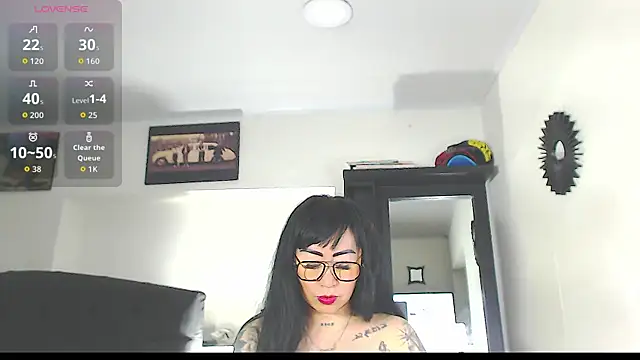 Vicky hotmilf online show from 10.31.25