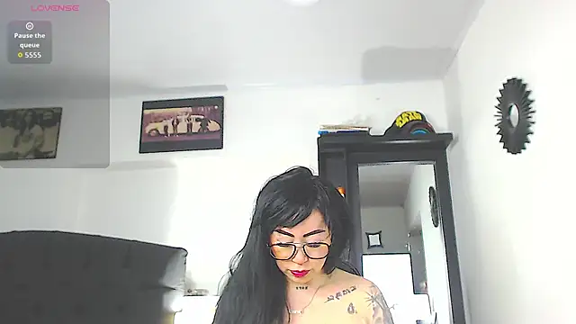 Vicky hotmilf online show from 01.16.26