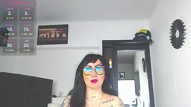 Vicky hotmilf online show from 02.17.26