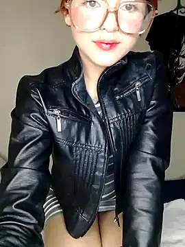 Snapshot of elizabeth05 chatting on 10.05.25 elizabeth05 online show from 10.05.25