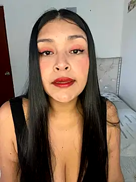 Snapshot of Aurora_fire1 chatting on 10.15.25 Aurora fire1 online show from 10.15.25