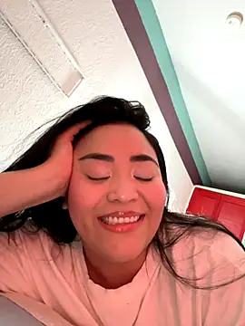 MyHoneyFrida online show from 09.29.25