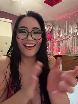 MyHoneyFrida online show from 12.02.25