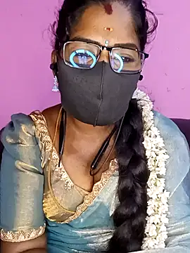 Snapshot of tamilammukuttyy chatting on 09.09.25 tamilammukuttyy online show from 09.09.25