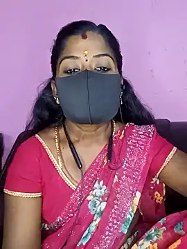 Snapshot of tamilammukuttyy chatting on 10.22.25 tamilammukuttyy online show from 10.22.25