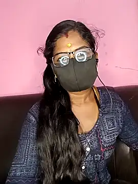 Snapshot of tamilammukuttyy chatting on 11.14.25 tamilammukuttyy online show from 11.14.25