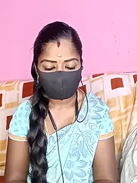 Snapshot of tamilammukuttyy chatting on 11.26.25 tamilammukuttyy online show from 11.26.25