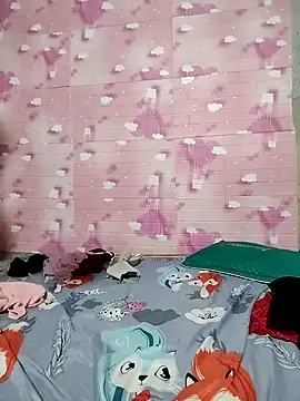 Snapshot of Tin_tanny chatting on 10.03.25 Tin tanny online show from 10.03.25