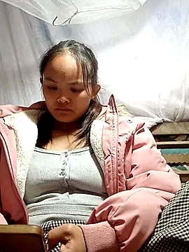 xinhxinhcute online show from 11.01.25