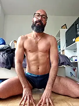 Latinox79 online show from 05.18.26