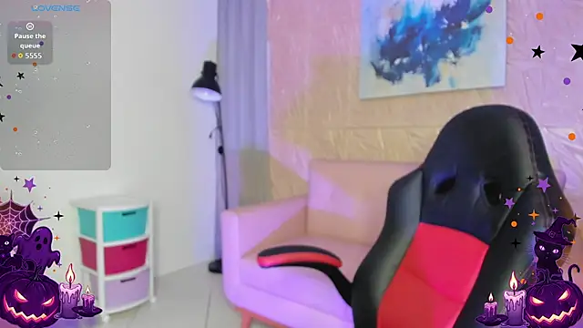 Snapshot of MAGIC_TESSA chatting on 10.03.25 MAGIC TESSA online show from 10.03.25