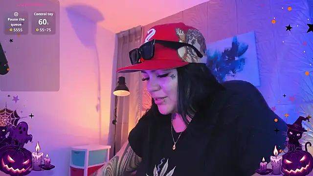 Snapshot of MAGIC_TESSA chatting on 10.06.25 MAGIC TESSA online show from 10.06.25