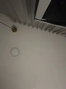 Snapshot of MAGIC_TESSA chatting on 10.18.25 MAGIC TESSA online show from 10.18.25