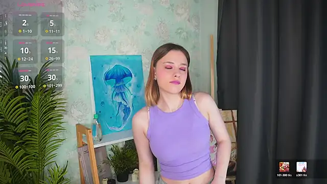 HollieCollelo online show from 04.12.26