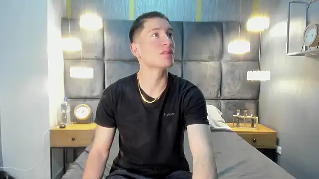 HunterHeat  online show from 11.22.25