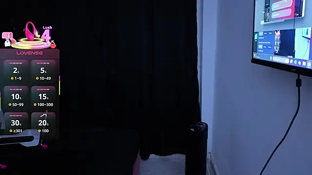 Snapshot of Nathi_Medusa chatting on 09.09.25 Nathi Medusa online show from 09.09.25