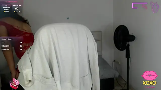 sasha 17  online show from 10.29.25