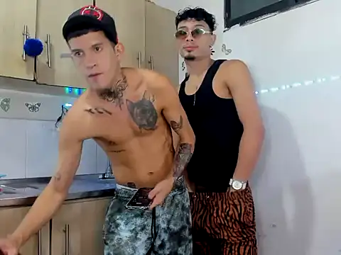 Snapshot of dilan_abraham12 chatting on 10.15.25 dilan abraham12 online show from 10.15.25