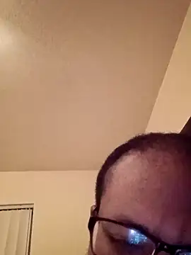 Snapshot of moneybaggtj chatting on 04.13.26 moneybaggtj online show from 04.13.26