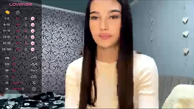 Snapshot of AuraJefcoat chatting on 10.21.25 AuraJefcoat online show from 10.21.25