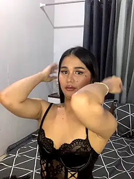 AngelHille online show from 10.05.25