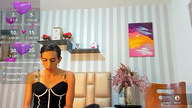 Snapshot of MissDiabla_ chatting on 09.24.25 MissDiabla online show from 09.24.25