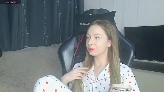 BabbbyFoxxx online show from 03.24.26