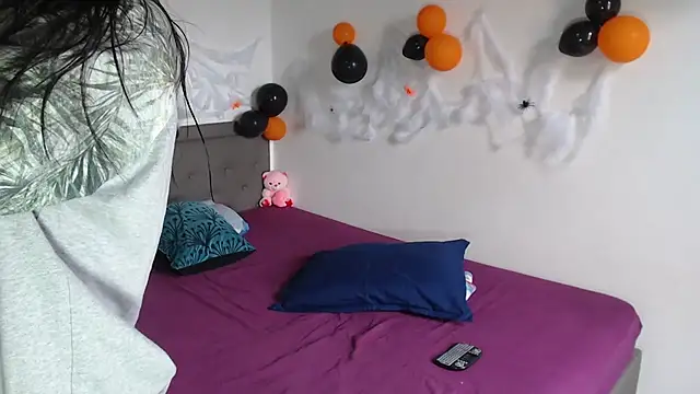 Snapshot of Celestte_Dior chatting on 10.08.25 Celestte Dior online show from 10.08.25