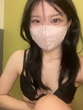 Yuki chan 2 online show from 11.28.25