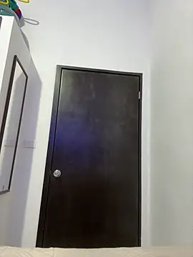 Danimiles online show from 02.10.26