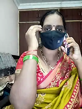 Snapshot of Mee_harini-telugupilla chatting on 10.16.25 Mee harini-telugupilla online show from 10.16.25