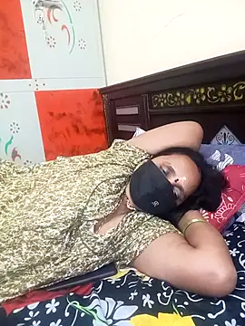 Snapshot of Mee_harini-telugupilla chatting on 10.28.25 Mee harini-telugupilla online show from 10.28.25