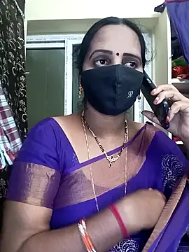 Snapshot of Mee_harini-telugupilla chatting on 11.23.25 Mee harini-telugupilla online show from 11.23.25