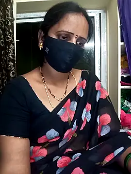 Snapshot of Mee_harini-telugupilla chatting on 12.22.25 Mee harini-telugupilla online show from 12.22.25