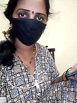 Snapshot of Mee_harini-telugupilla chatting on 01.10.26 Mee harini-telugupilla online show from 01.10.26