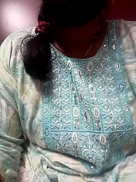 Snapshot of Mee_harini-telugupilla chatting on 03.16.26 Mee harini-telugupilla online show from 03.16.26