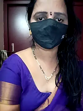Snapshot of Mee_harini-telugupilla chatting on 04.03.26 Mee harini-telugupilla online show from 04.03.26