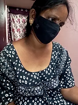 Snapshot of Mee_harini-telugupilla chatting on 04.05.26 Mee harini-telugupilla online show from 04.05.26