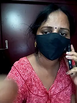 Snapshot of Mee_harini-telugupilla chatting on 04.10.26 Mee harini-telugupilla online show from 04.10.26